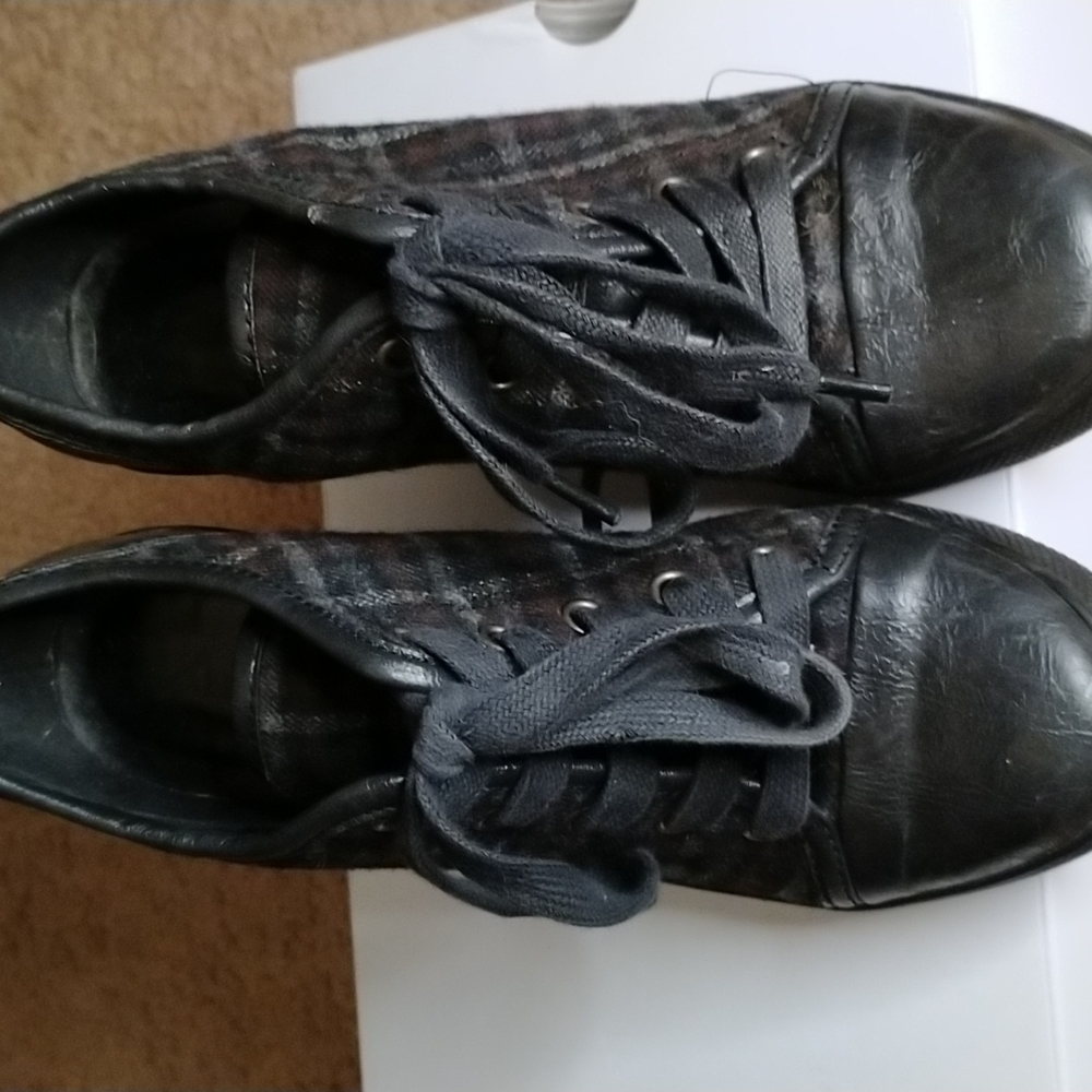 😎 Cute Aldo black plaid high heel sneakers🪷 - Picture 3 of 8